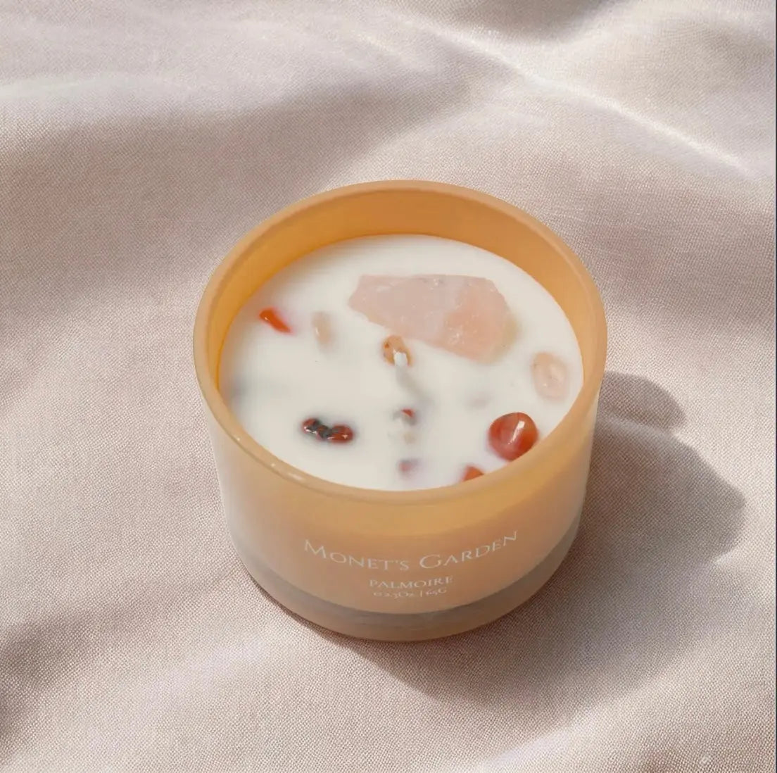 elegante Duftkerze mit Kristall - nachhaltige Sojawachs kerze, minimalistisch und modern gestaltet